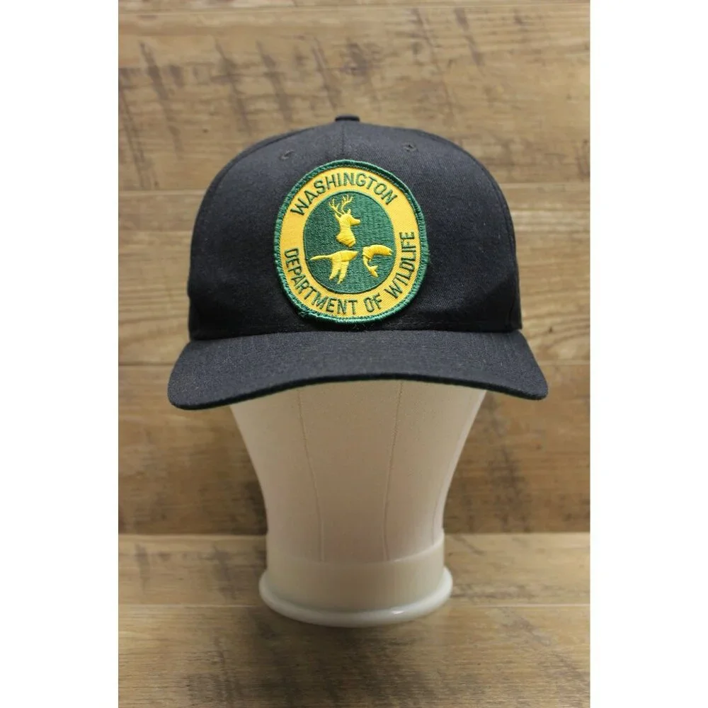 New Era Vintage Pro Model Snapback Hat Size Medium-Large Mesh‎ Wildlife Cap